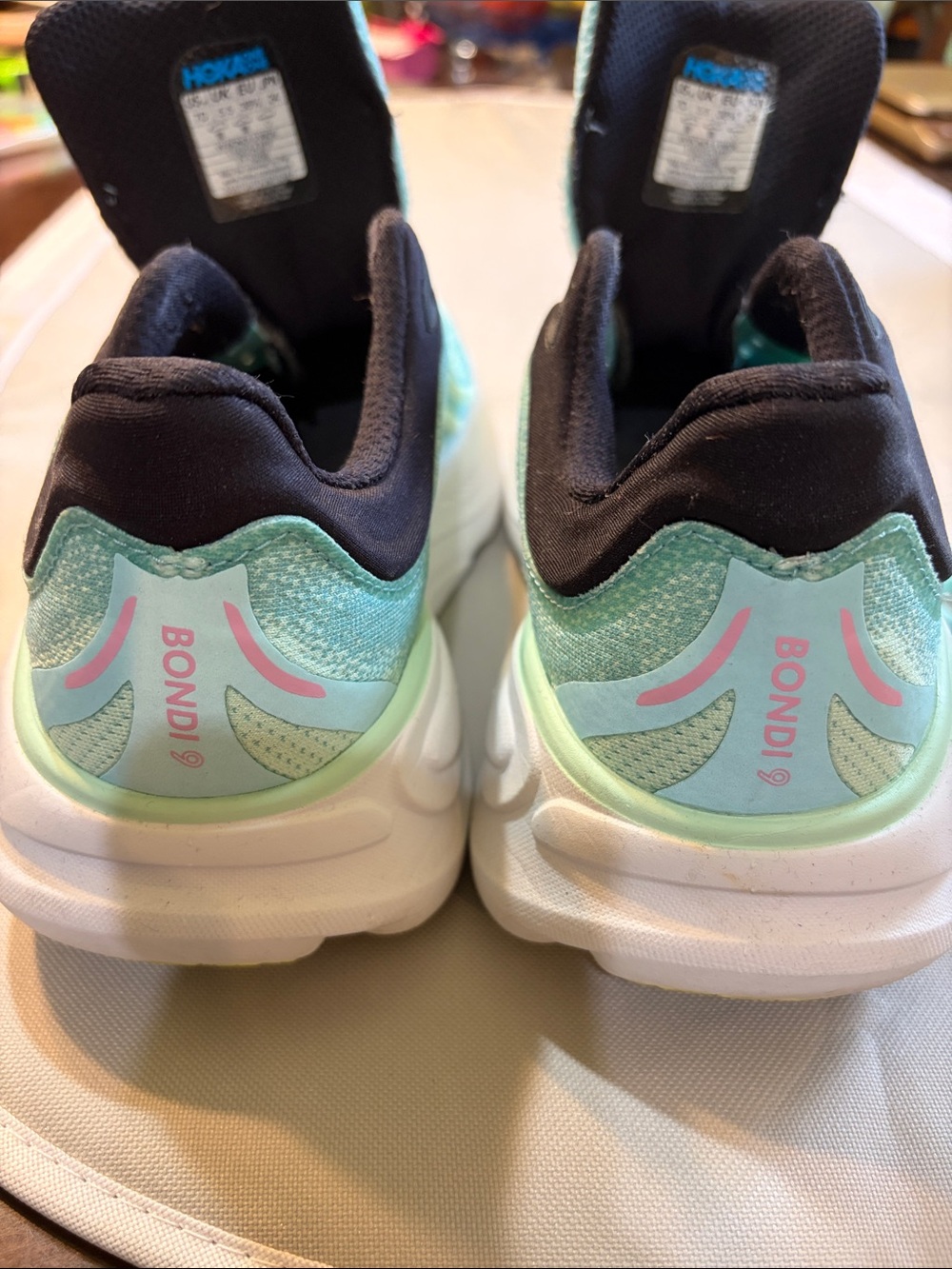 Hoka Women’s Bondi 9 Wide Mint Green Sneakers with Pink Accents- New - Picture 8 of 10